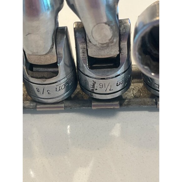 Snap-On 8-Piece Swivel Socket Set 3/8" Drive Metric Sizes 10mm-19mm Chrome Finis - Picture 3 of 5